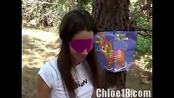 Reproduzir Chloe 18 com buceta apertada dedilhado