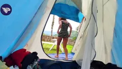 play Latina GF suce et baise sur la plage