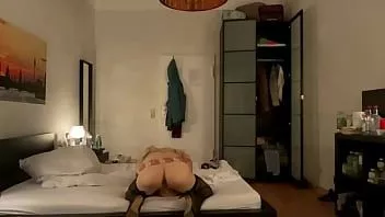 Reproducir Sissy siempre tiene hambre de polla cruda
