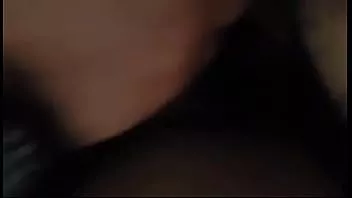 Riproduci Scopo la mia ragazza e filmo con il suo telefono