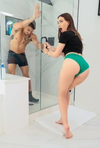 Porno Yıldızı Sera Ryder