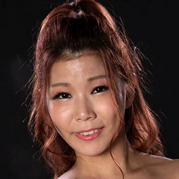 Pornostar Saki Kawanami