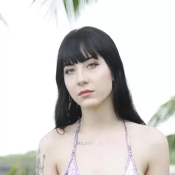 Pornostar Charlotte Sartre