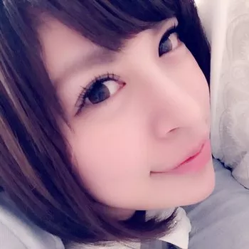 قناة Chloe Fujisaki